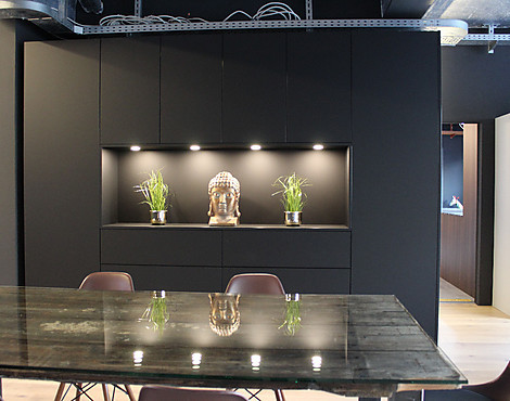 The Black Living Wall - Sofort Verfügbar! - S187 by JB | Die Manufaktur