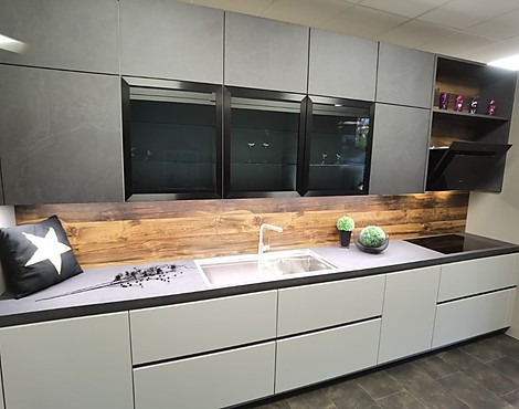 Grifflose Moderne Design Küche mit Glaselementen, grau mit Holzdekor - Lack, Steingrau Matt