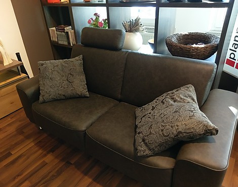 Couch - 2775