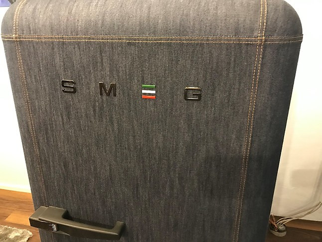 Smeg Kühlschrank Laut : Kühlschrank fab28rdb retro standkühlschrank mit denim jeans Smeg Kühlschrank Laut : Kühlschrank fab28rdb retro standkühlschrank mit denim jeans