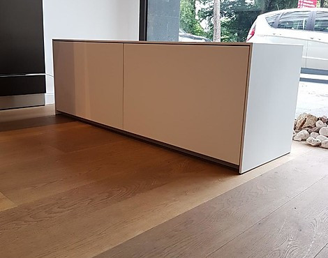 Monoblock - b3