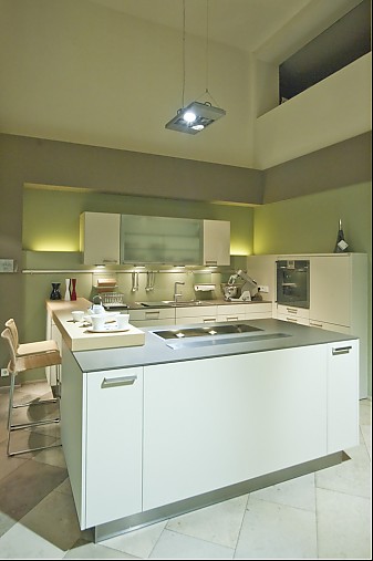 Siematic musterküche hochwertige siematic küche in mattlack ...