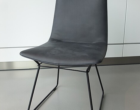 Freifrau Stuhl Amelie mit Metallgestell - Amelie Basic
