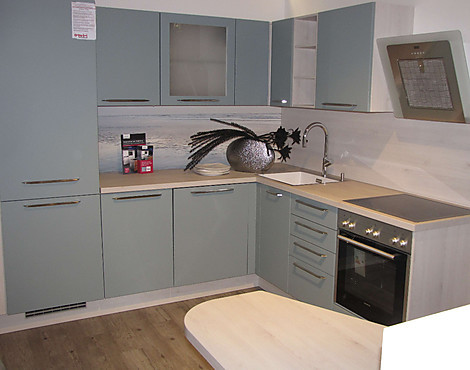 moderne L-Küche aus dem Hause Nobilia - Touch Lacklaminat Aqua Supermatt