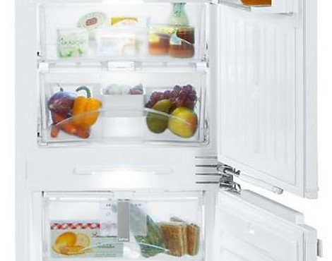 Liebherr Kühl-Gefrierkombination mit BioFreshPlus - ICBNI 3376-21
