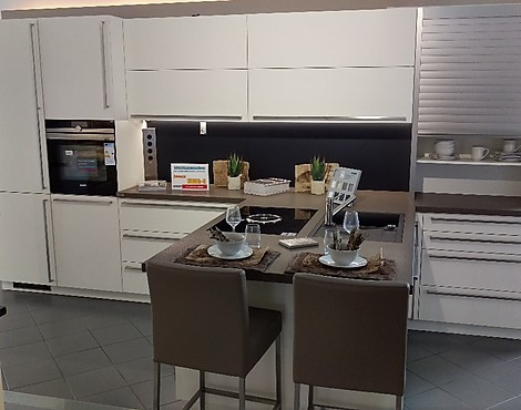 #Modern, zeitlos im Design - Columbia Silk Seidenmattlack