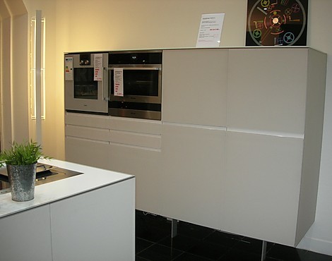 Musterküchen von Valcucine: Angebotsübersicht günstiger ... Musterküchen von Valcucine: Angebotsübersicht günstiger ...