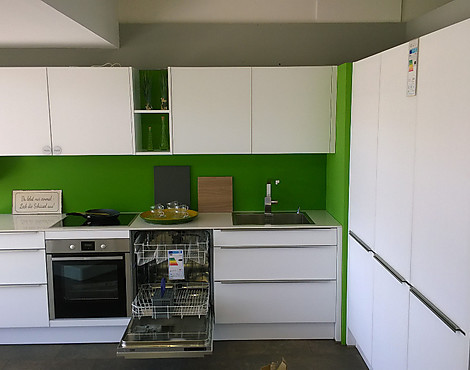 Wunderschöne Küche mit Glasfront in Weiß matt. Anschauen lohnt sich... - GLM Glasline matt kristallweiß