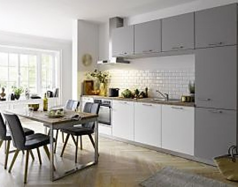 Stimmiger Material Mix in Samtmatt und Lack - Biella