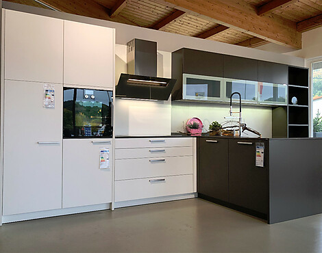 !!! absolutes Schnäppchen !!! LEICHT KÜCHE & Silestone Arbeitsplatte mit integriertem Becken !!! - Classic-FS & Esprit - Kombination grau-weiß