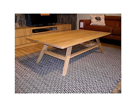 zeitloses Design in Eiche massiv - 3670 Massivholz Couchtisch