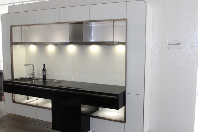 Häcker musterküche design modul hochglanz lack grifflos luxus pur ...