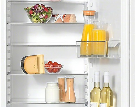 Einbau-Kühlschrank mit LED-Beleuchtung und ComfortClean für leichte Reinigung und mehr Komfort. - K 35222 iD
