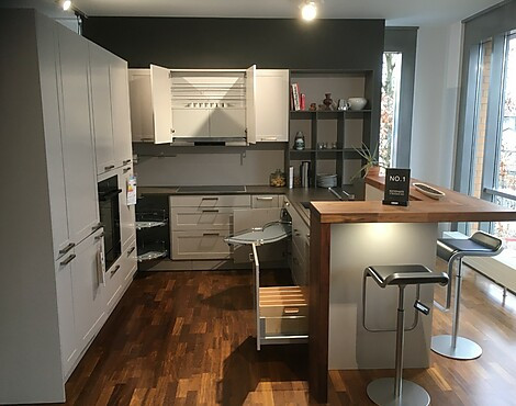 Küche in modernem Rahmenfrontdesign - Carre FS lackiert in Mohair