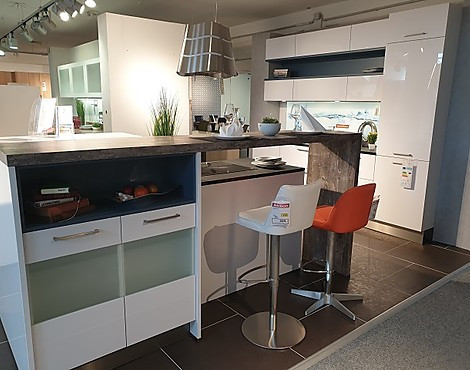 Moderne Lackküche mit Insel - Trend Lack