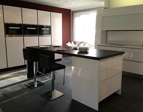 SieMatic Musterküche - SieMatic Musterküche weiß hochglanzlack