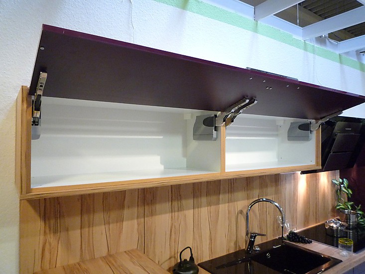 bauformat musterküche küchenzeile hochglanz mit bar und dampfgarer ausstellungsküche in Musterküche Küchenzeile ~ bauformat musterküche küchenzeile hochglanz mit bar und dampfgarer ausstellungsküche in