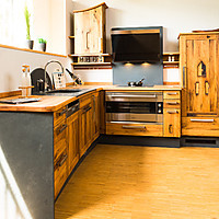 Küche aus Altholz