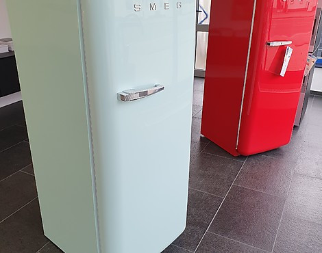 Standkühlschrank - Blickfang in pastellgrün - FAB28RV1