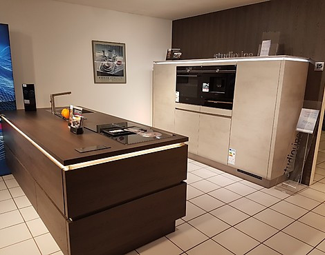 Küche Nobilia Einbauküche mit Siemens Geräten uvm. U-15 - Riva
