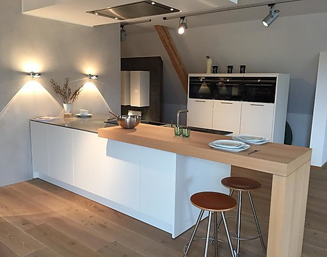 Musterküche Mattlack, weiß - AV 6000