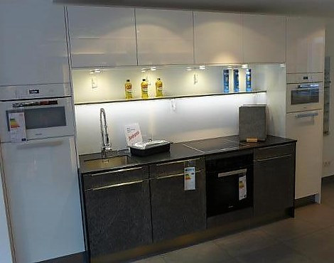 Brillantweiss Hochglanz Lack mit Schiefer - Systemat AV 4030