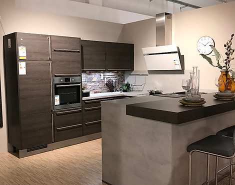 moderne U-Küche mit Theke - Structura