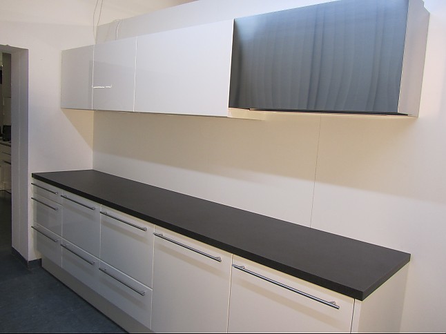 Dan küchen musterküche design küchenzeile: ausstellungsküche in ...