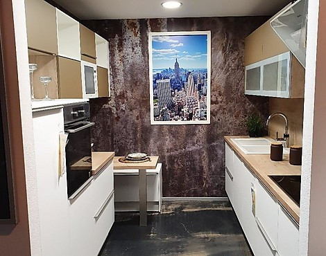 Hochwertige moderne Burger Ausstellungsküche zweifarbig - Ella 430 Blütenweiß Lacklaminat