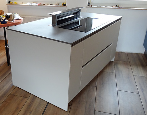 SieMatic S2 Mattlack greige - Grifflose Kochinsel: Neuwertig
