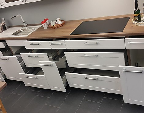 Moderne Landhausküche Alpinweiss Hochglanz - 676 TARGA 791