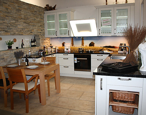 Landhaus Lack weiß - Chalet Küche 7