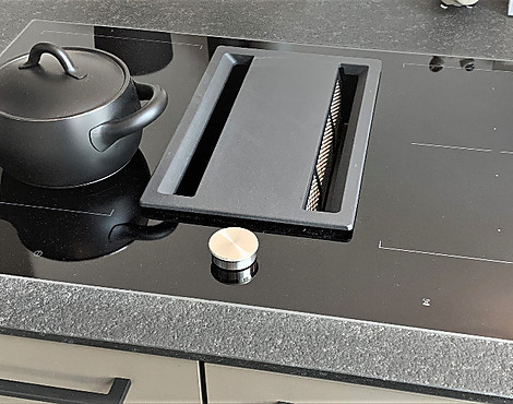 Flex-Induktionskochfeld mit integriertem Lüftersystem - CV 282 100