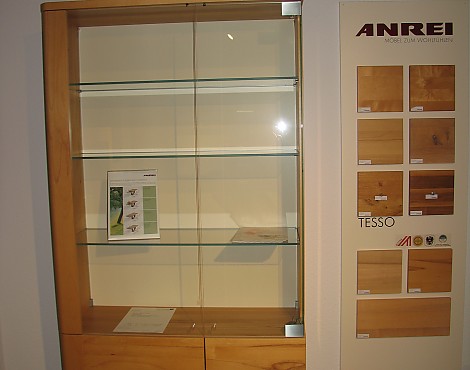 Hochwertige Vitrine in Kernbuche - Mod. Tesso