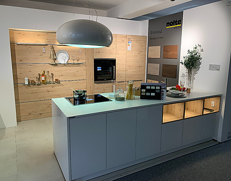 Stilvolle Küche in weiß und Holzoptik - Lux-Artwood