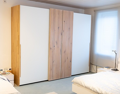 SCHWEBETÜRENSCHRANK 3 TÜREN - NOX