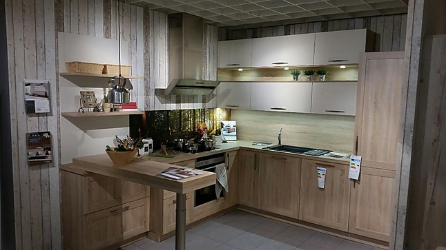 Schüller musterküche l küche in holz nachbildung mit hochglanz ...