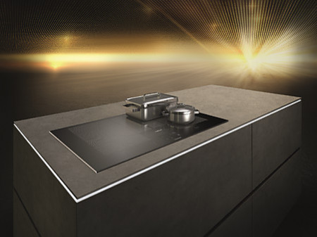 Induktionskochstelle varioInduktion Plus mit flexiblen Zonen und Funktionen von Siemens.