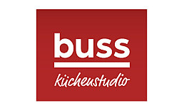 buss wohnen Wiesmoor Logo: Küchen Wiesmoor