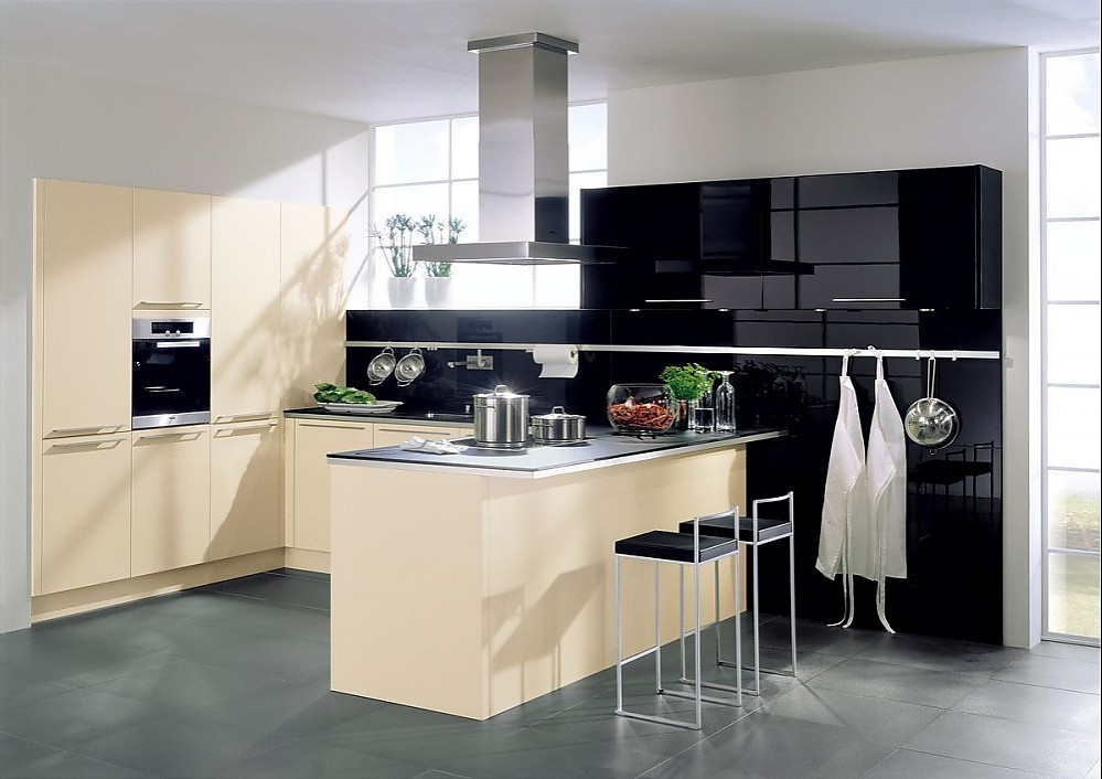 Classicline anthrazit glänzend Küche schwarz glänzend