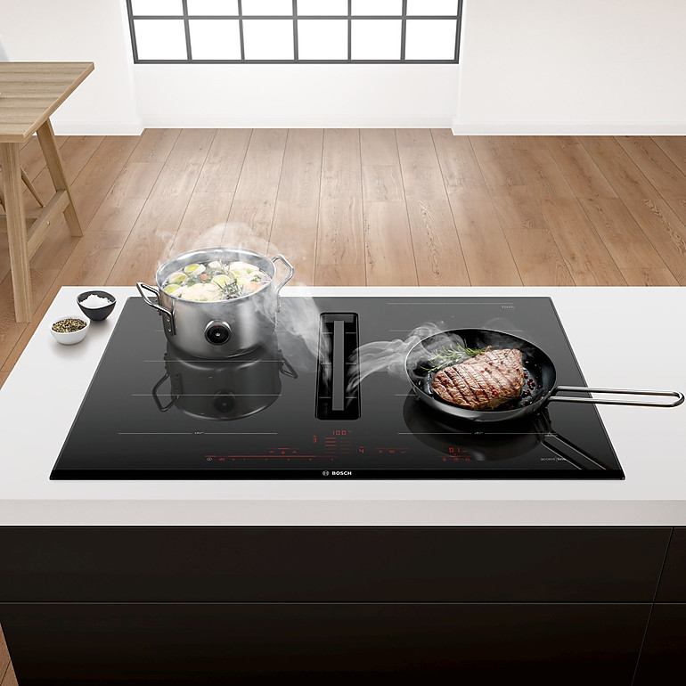 Kochfeld mit integriertem Dunstabzug, PerfectFry und PerfectAir Sensor
