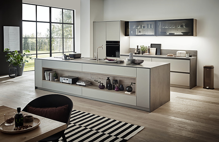 Esprit Platinum: Moderne Küche mit Fronten in Metalloptik (Beckermann Küchen)