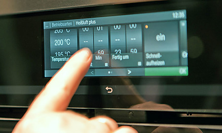 Backofen mit TFT Display