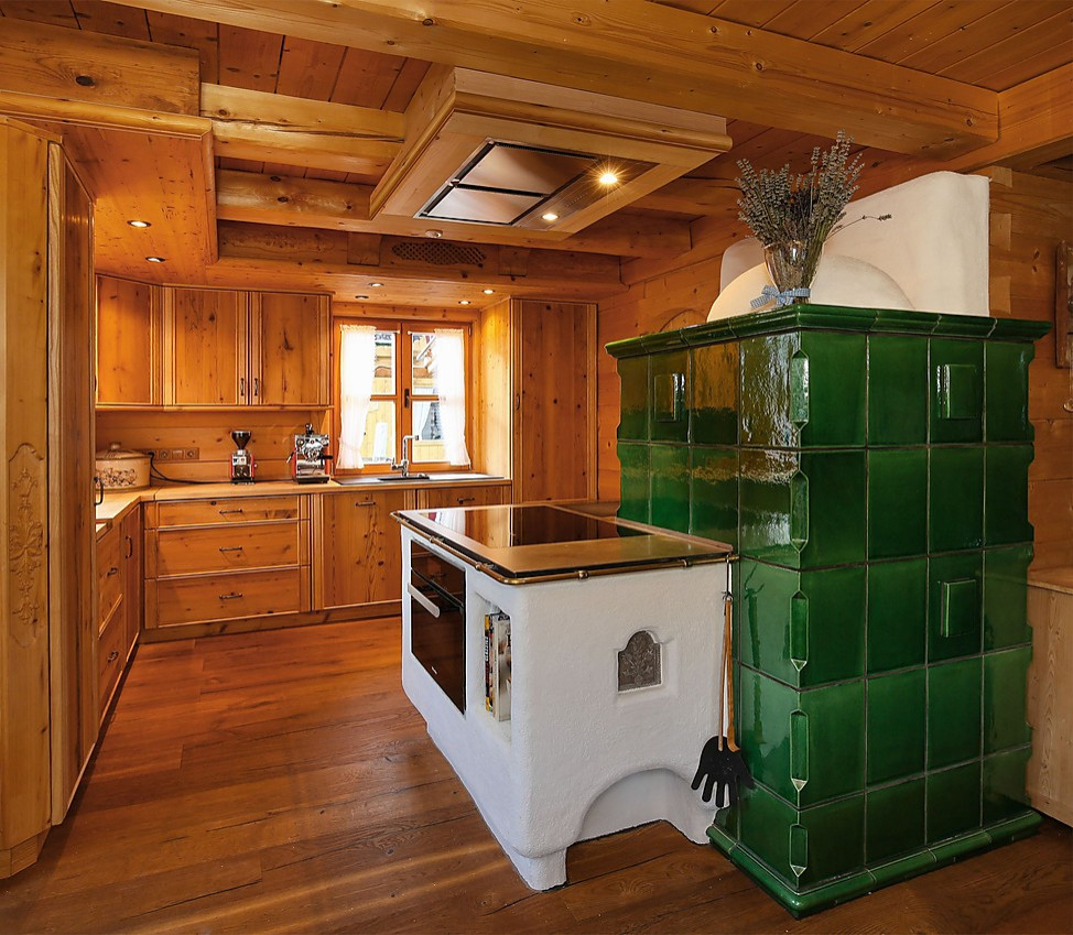 Rustikale Landhauskuche Das darf beim thema landhaus auf gar keinen fall fehlen. rustikale landhauskuche
