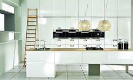 Teilweise mit Kufengestell Zuordnung: Stil Design-Küchen, Planungsart Küche mit Küchen-Insel