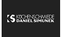 Küchenschmiede Logo: Küchen Plettenberg