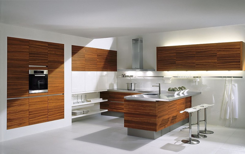 offene küche mit theke in teak und hochglanz weiß Küche Mit Theke Bilder ~ offene küche mit theke in teak und hochglanz weiß