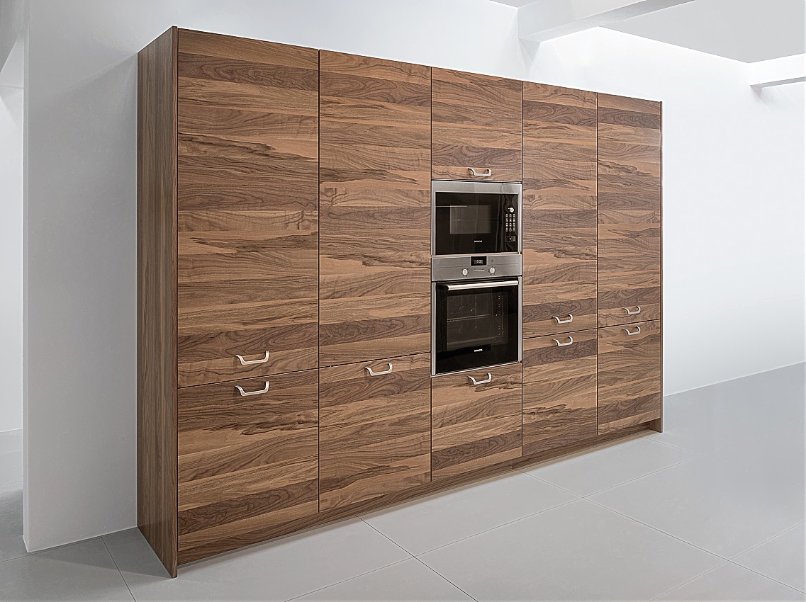 Grifflose designerküche luxio Küche mit großer kochinsel